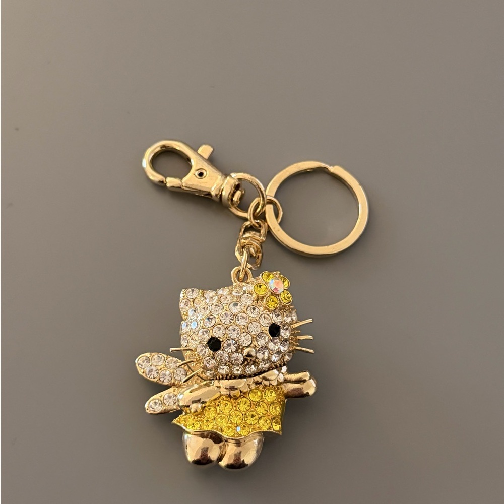 NEW Hello Kitty Keychain